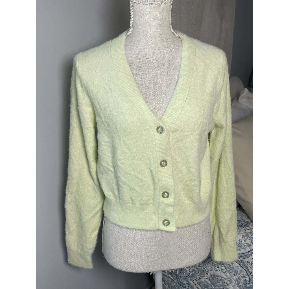 Willow & Wind Fuzzy Button Cardigan L Soft Pastel Green Knit Sweater Cozy Y2K - Picture 3 of 7